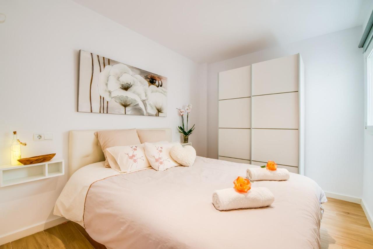 Ideal Property Mallorca - Blue Attic Beach อัลกูเดีย ภายนอก รูปภาพ