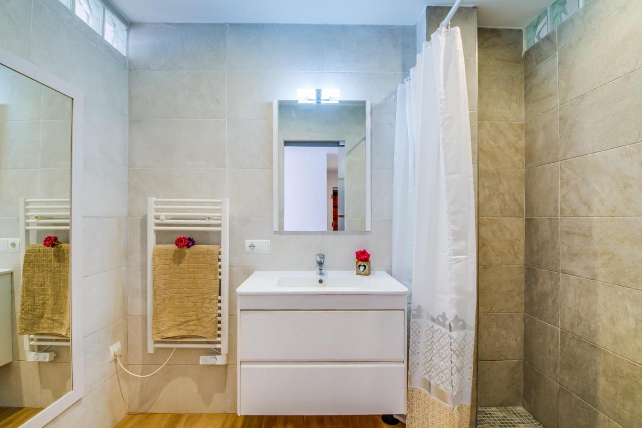 Ideal Property Mallorca - Blue Attic Beach อัลกูเดีย ภายนอก รูปภาพ